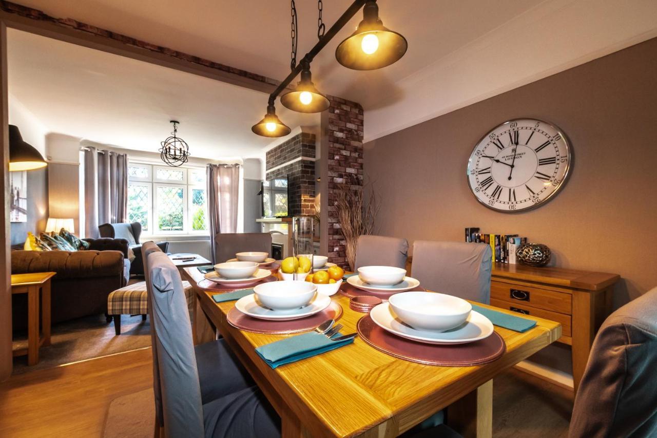 Cheerful 3-Bedroom Douglas House With Patio Саутхамптън Екстериор снимка