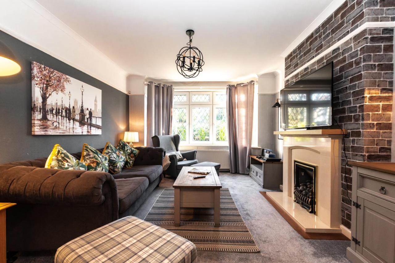 Cheerful 3-Bedroom Douglas House With Patio Саутхамптън Екстериор снимка